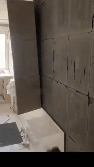 輕輕一撬全部脫落，你家的墻磚還好嗎？